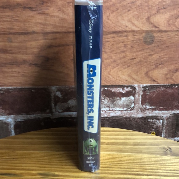 VHS Disney Pixar Monsters Inc. - Picture 3 of 4
